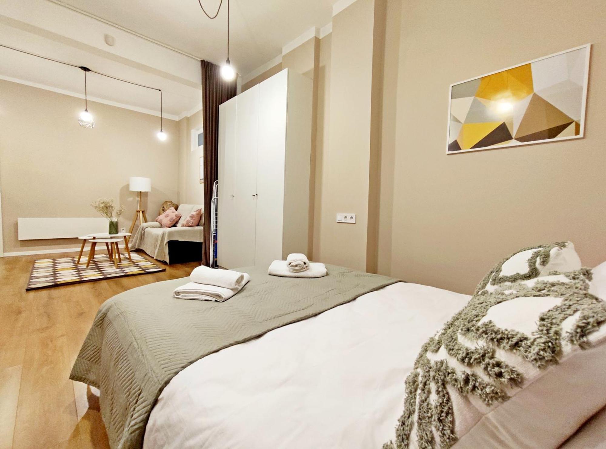 Top Centre 1 Bedroom Apt Next To Vitosha Blvd. Sofia Buitenkant foto